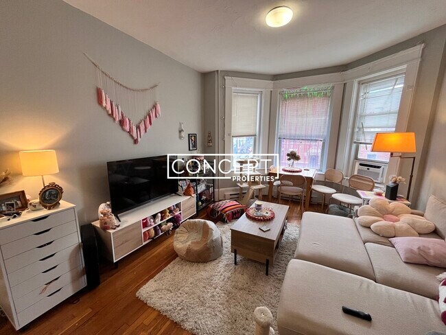 Foto del edificio - 881 Huntington Ave