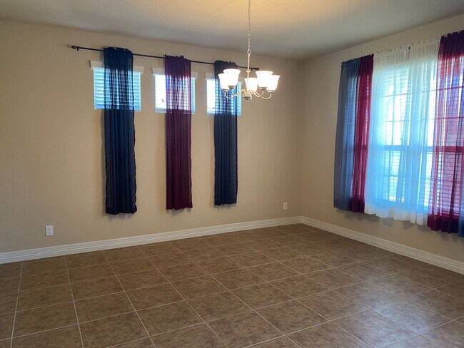 Foto del edificio - 3101 Christians Tee