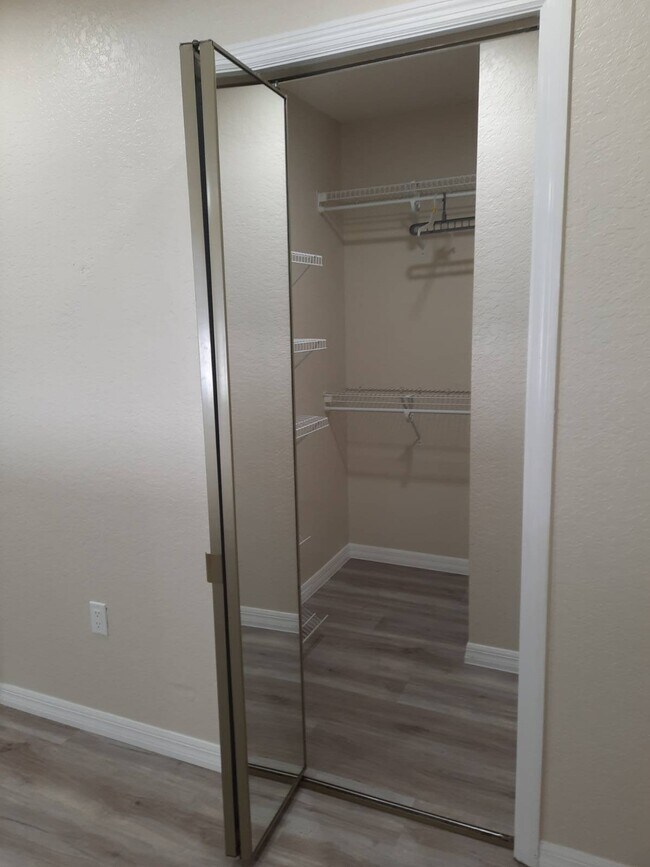 Foto del edificio - 11239 Blythville Rd