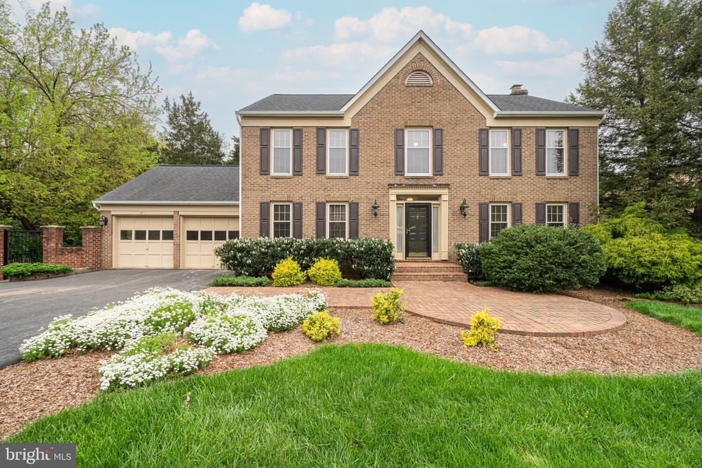 Foto principal - 2652 West Ox Rd
