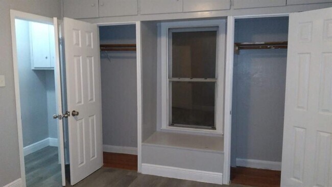 Foto del edificio - 3349 14th St