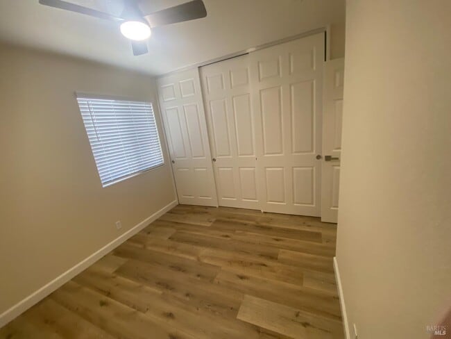 Building Photo - 669 Tipperary Dr