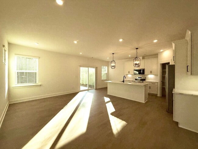 Building Photo - 2803 Fordwood Dr