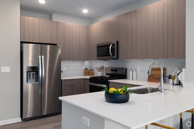 Interior Photo - The Edge at Main