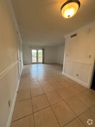 Building Photo - 285 Wymore Rd