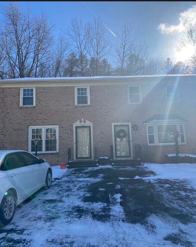 Building Photo - 169 Williamsburg Ct
