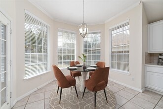 Building Photo - 12215 Salmon Creek