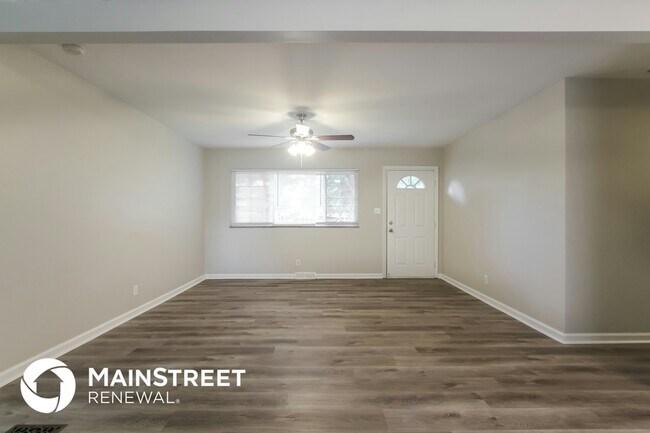 Building Photo - 5105 Rixon Ave