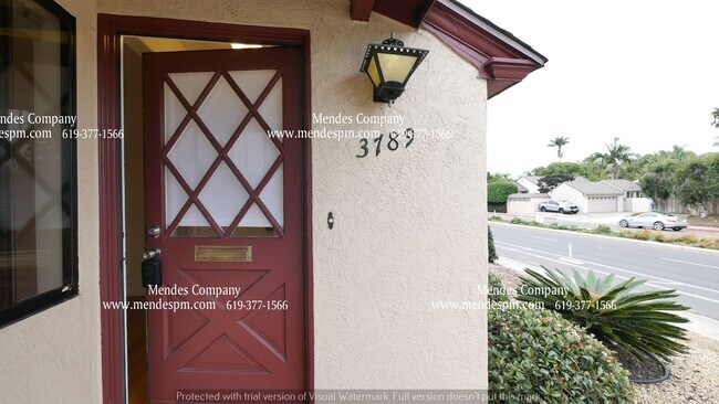 Building Photo - Beautiful 3 bd / 2 bth House in Point Loma...
