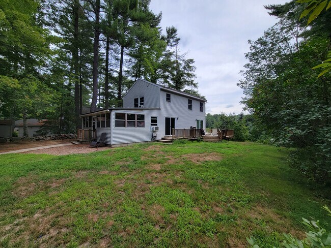 Building Photo - 74 Emerson Dr