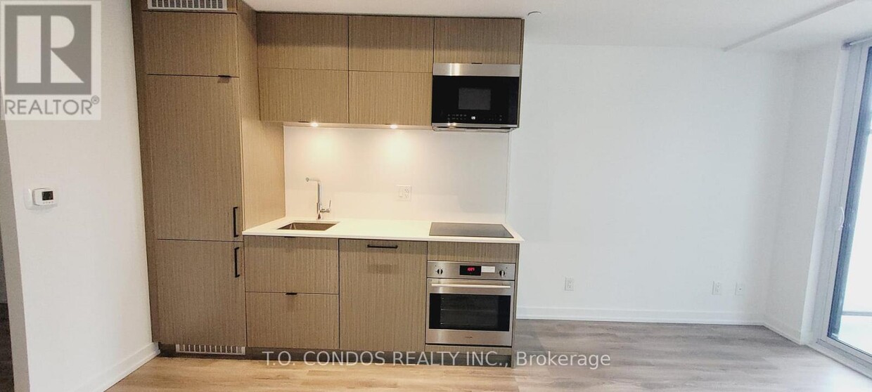 Photo principale - 20-1020 Edward St
