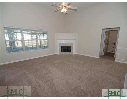 Building Photo - 220 Pampas Dr
