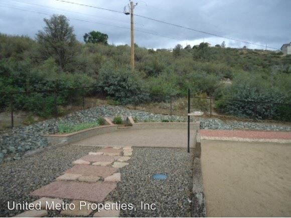 Building Photo - 3 br, 2 bath House - 1618 N Topaz Rd