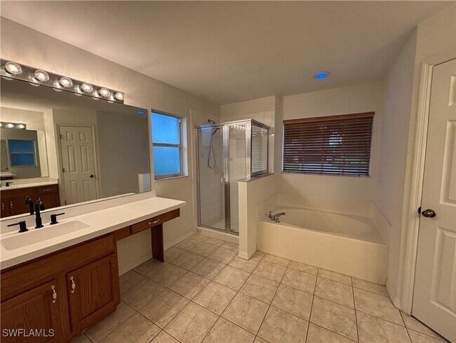 Foto del edificio - 17611 Sterling Lake Dr