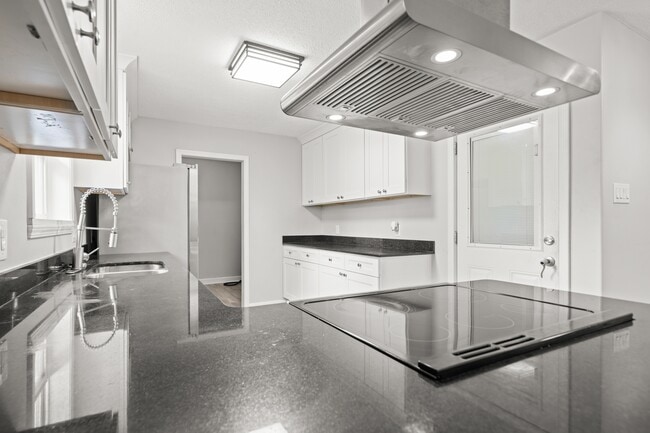 Foto del edificio - 206 Mockingbird St
