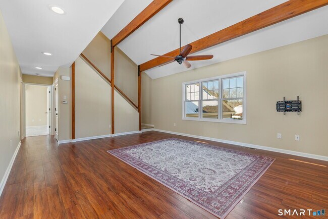 Foto del edificio - 5 Sunningdale Ln