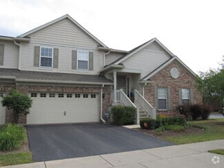 Building Photo - 2625 Christie Dr