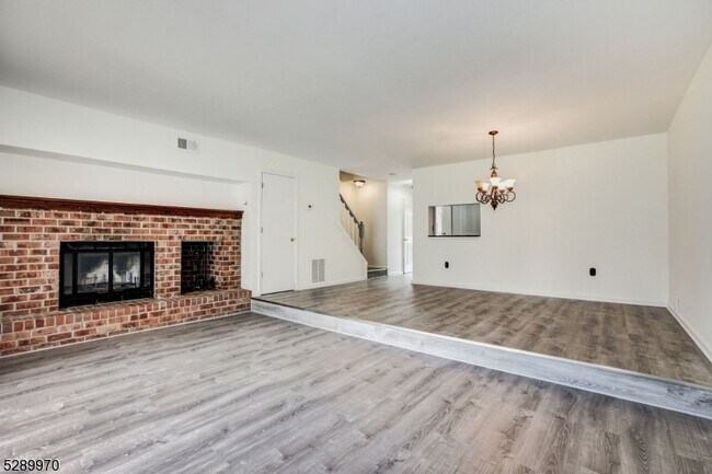 Building Photo - 3407 Pinhorn Drive