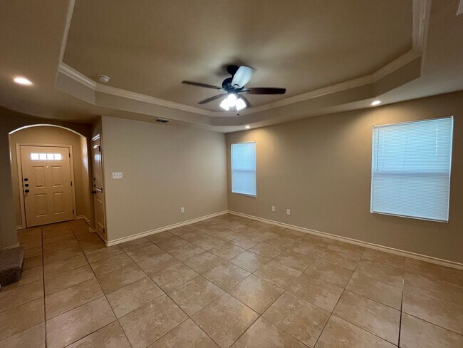 Building Photo - 6602 Mia Way