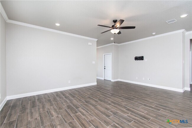 Foto del edificio - 7506 Hickman St