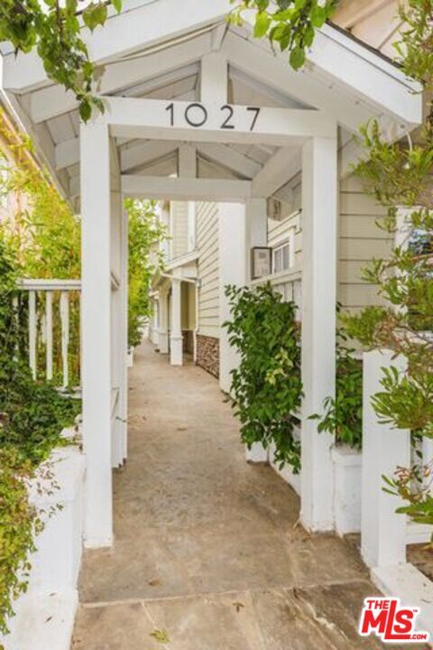 Foto del edificio - 1027 21st St