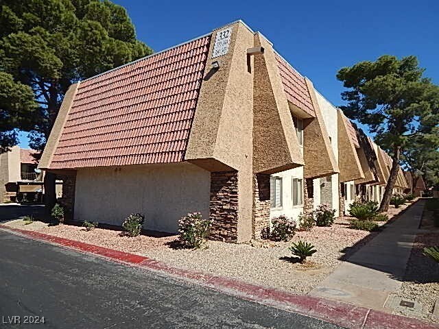 Foto del edificio - 5493 Indian River Dr