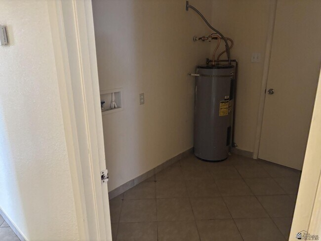 Foto del edificio - 1722 S 48th Way