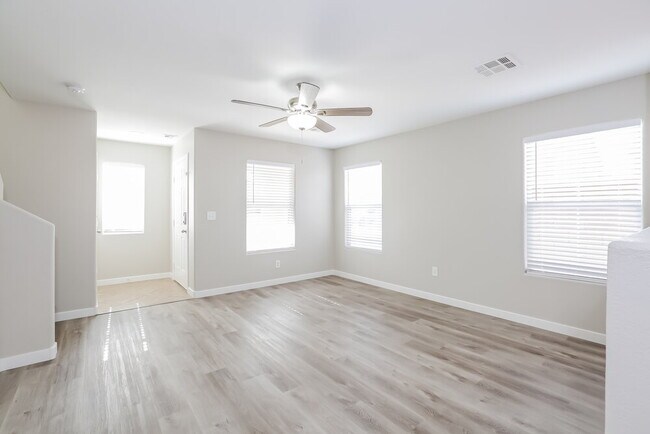 Building Photo - 9428 Fort Connah Ct