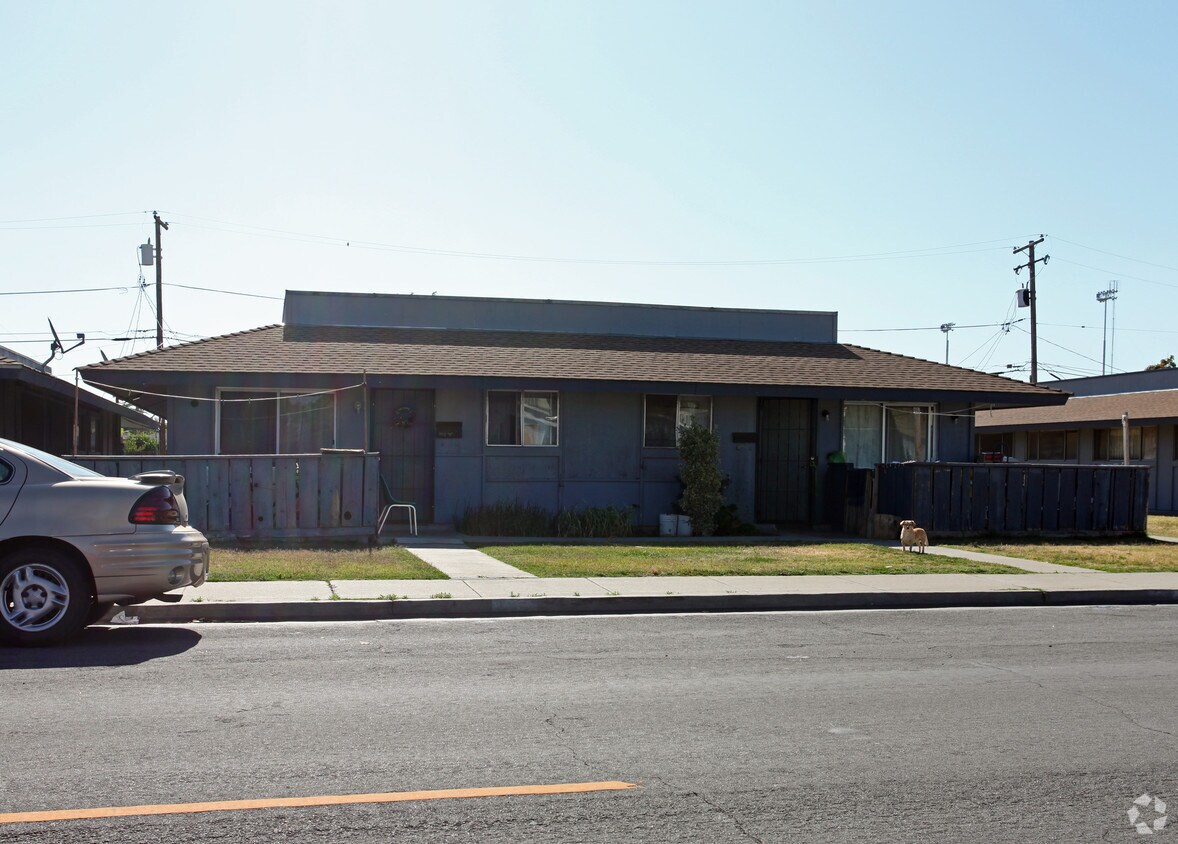 Building Photo - 1241 4th St