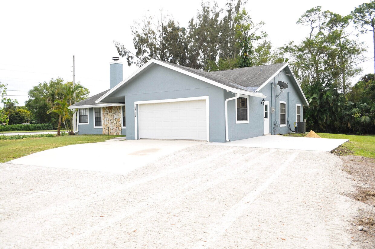 16702 Calder Dr W, Loxahatchee, FL 33470 House Rental in Loxahatchee