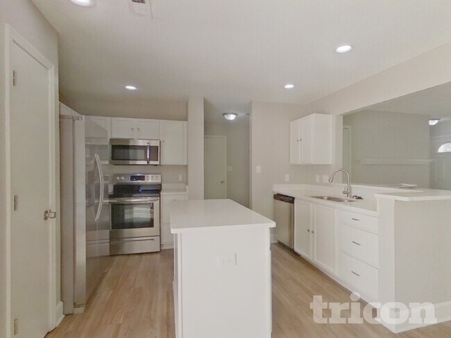 Foto del edificio - 6309 McIntyre Ridge Dr