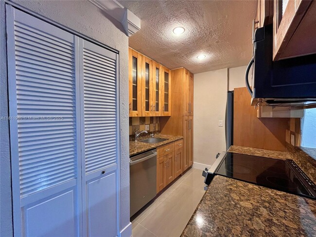 Foto del edificio - 7256 SW 94th Pl
