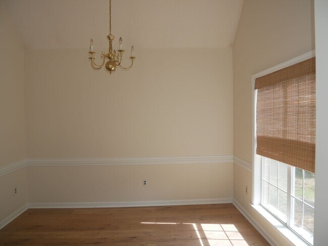 Photo - 5857 Michaelson Dr House