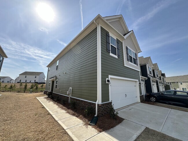 Building Photo - 326 Willowsford Dr