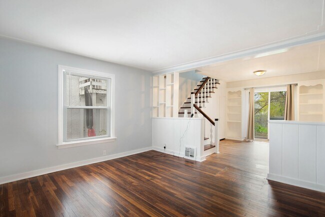 Foto del edificio - 348 Quimby St NE