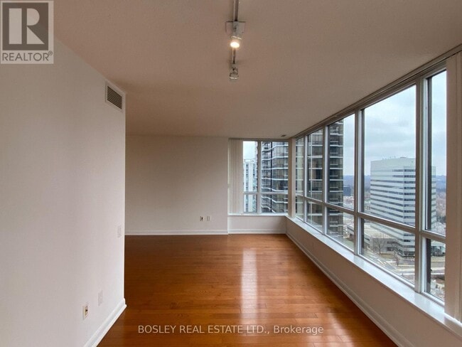 Building Photo - 33-2333 Sheppard Ave E