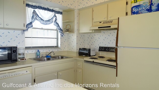 Building Photo - 2 br, 1 bath House - 995 Anglers Cove 402