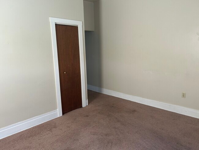 Foto del edificio - 414 S Market St