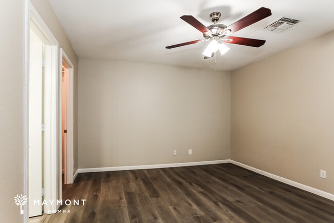 Building Photo - 11234 E Sunland Ave