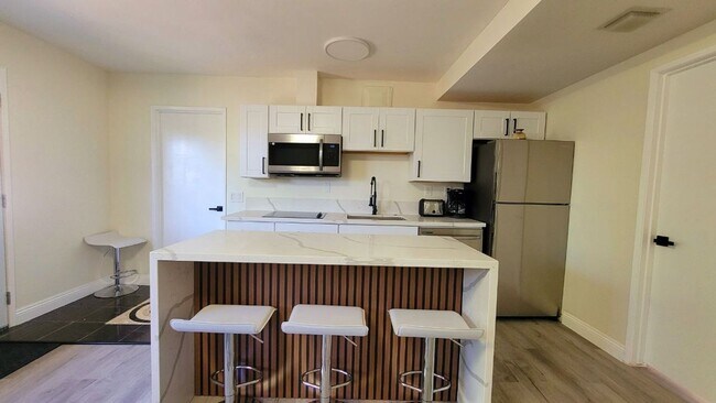 Foto del edificio - 548 Taylor St