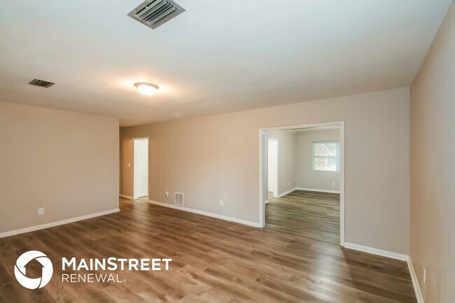 Foto del edificio - 5724 94th St