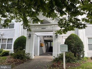 Building Photo - 14104 Valleyfield Dr