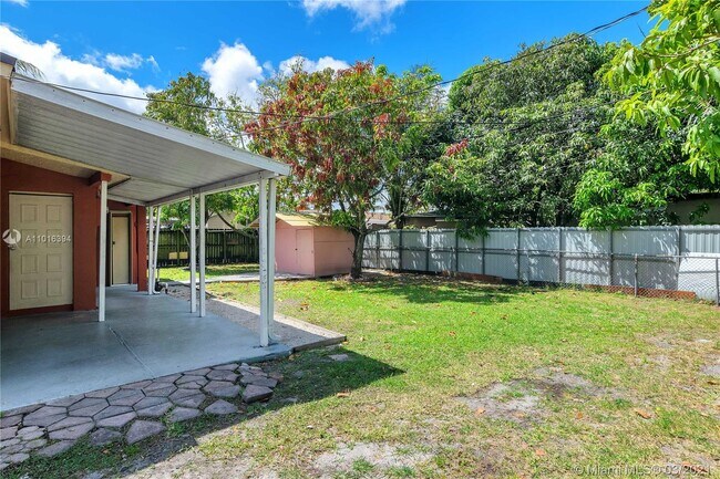 Building Photo - 3430 W 12th Ave