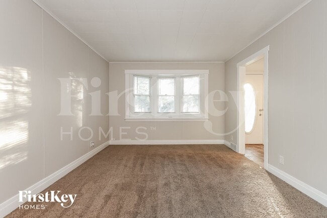 Building Photo - 425 Judson St