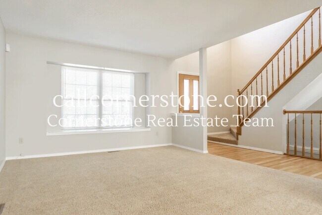 Foto del edificio - 5037 Plumstead Dr