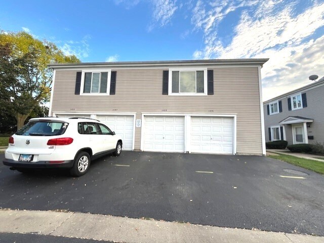 Foto del edificio - 1451 Cove Dr