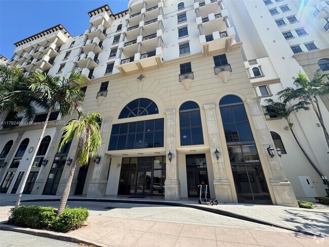 Building Photo - 1805 Ponce de Leon Blvd