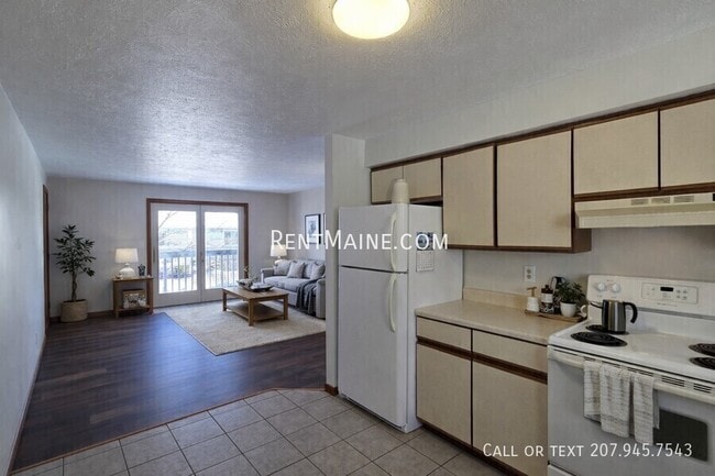 Building Photo - 7 Hartley St