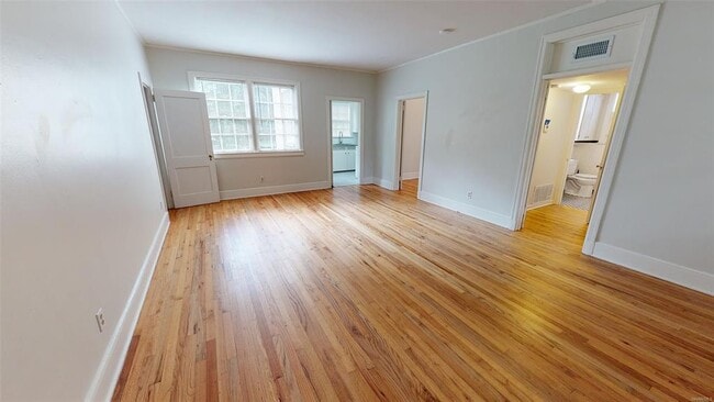 Building Photo - 603 Hubbard Ave