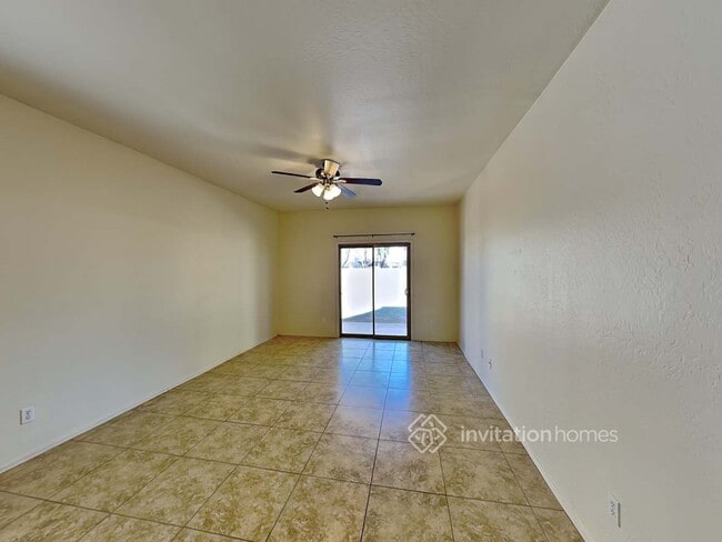Building Photo - 17232 W Rimrock St